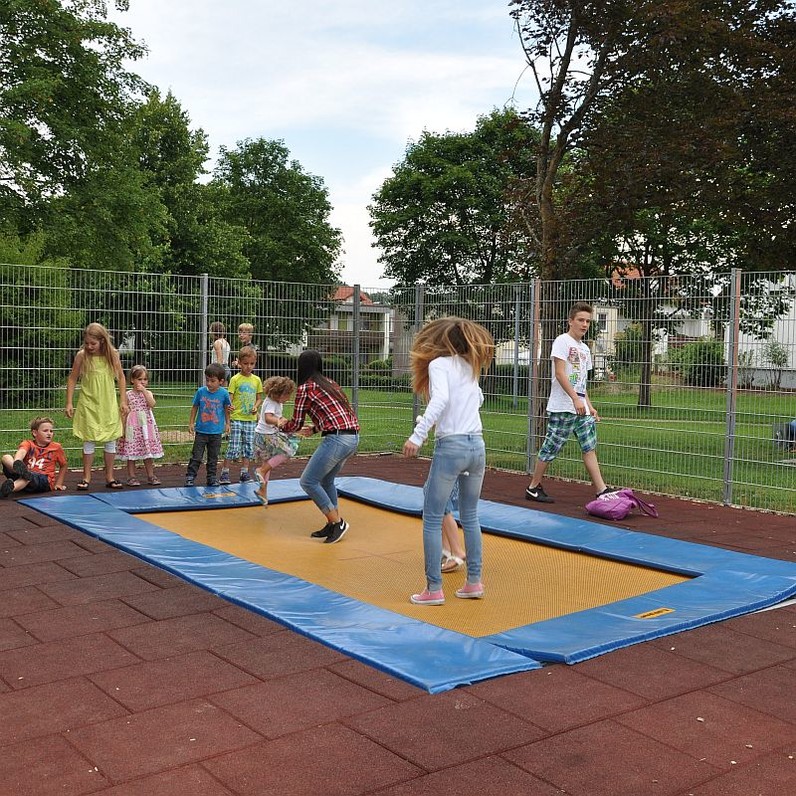 Trampolin